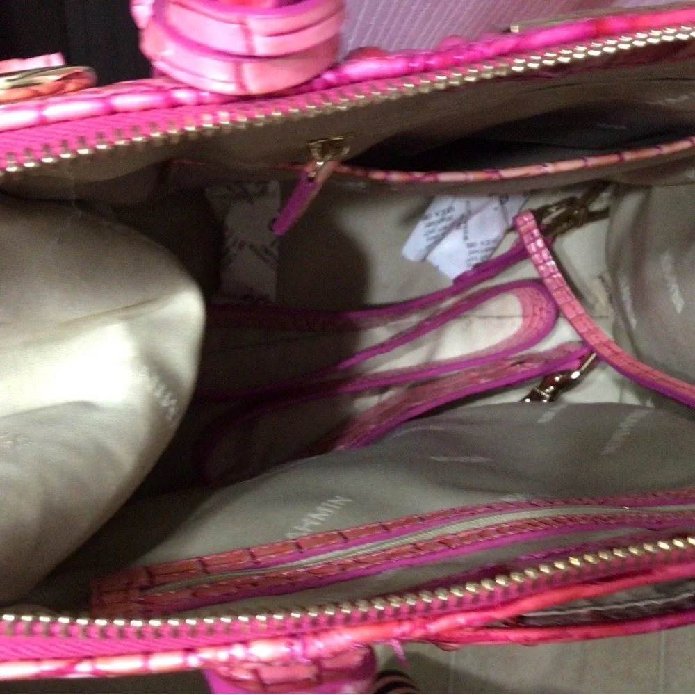 Leather Brahmin Tri-Color Caroline tote.
(Pink, Purple, Coral tones)
NWOT - Picture 11 of 16